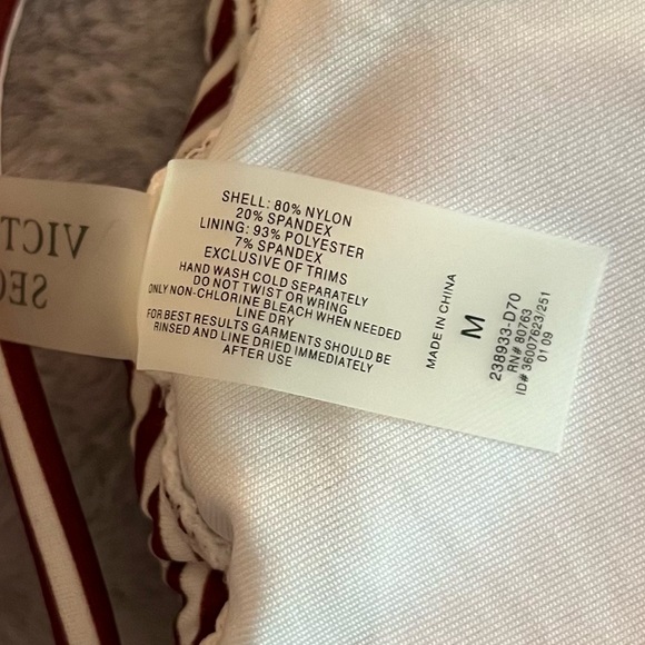 Victoria's Secret bikini with string top and belted bikini bottom, M - Picture 13 of 16